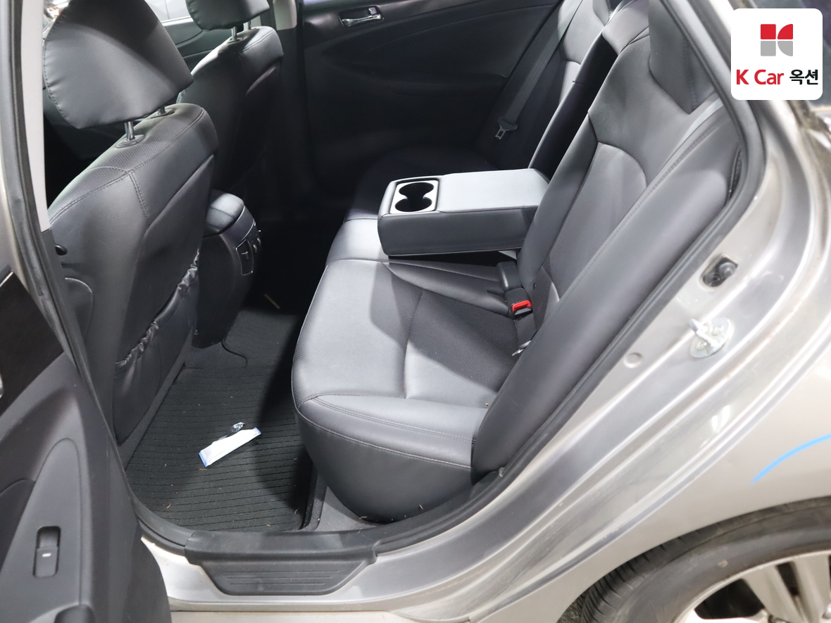 Hyundai Sonata 2013 - Image 24