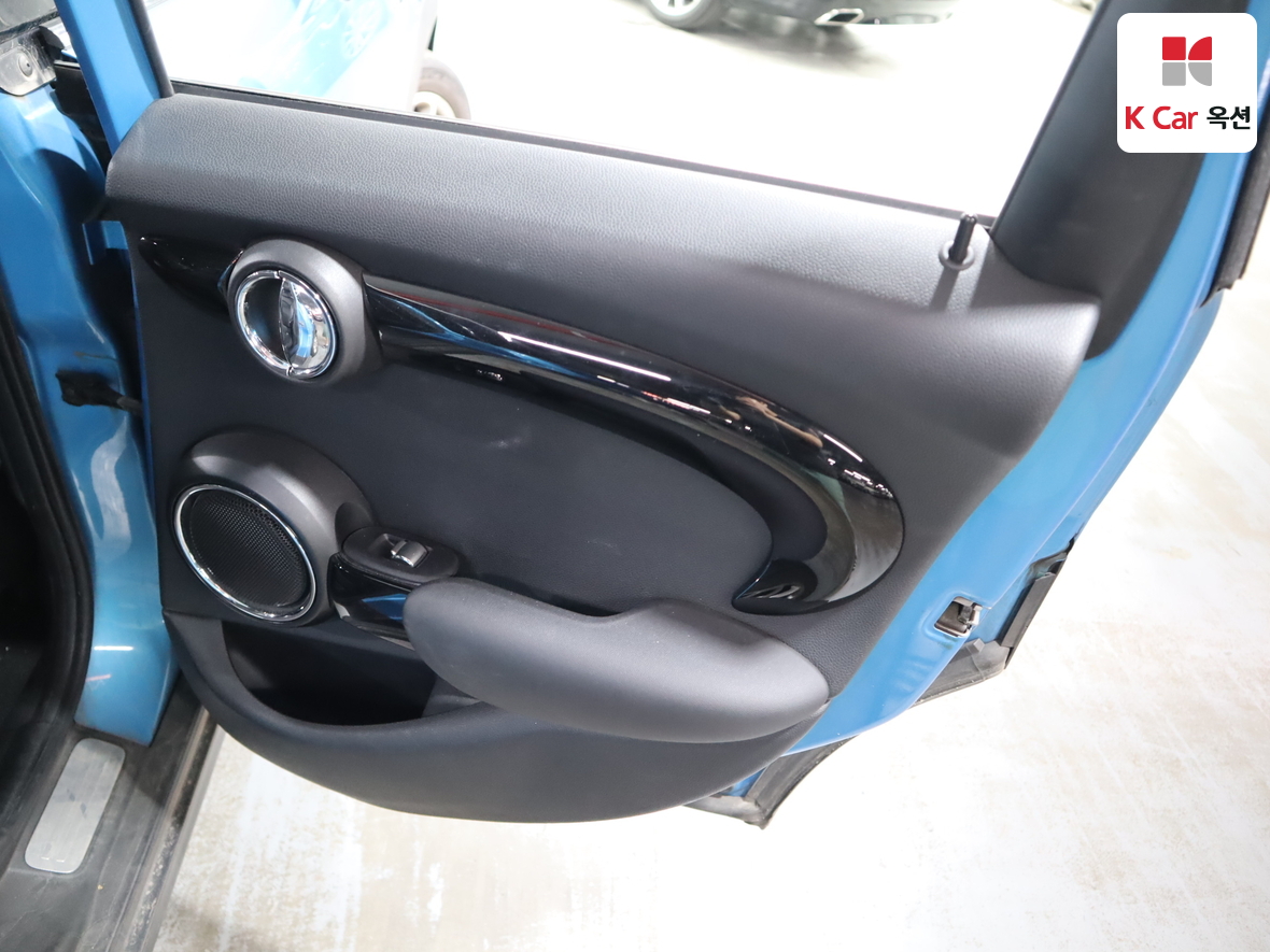 BMW MINI - 28