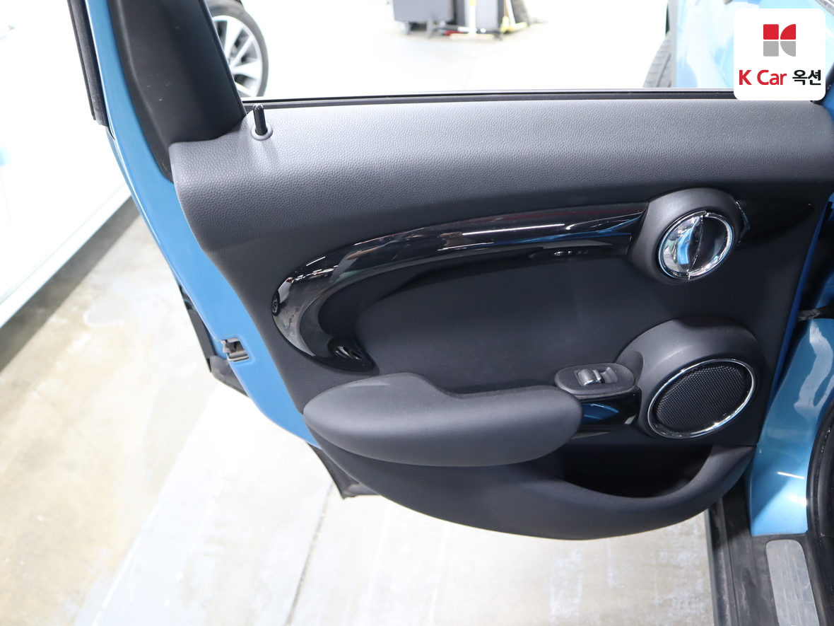 BMW MINI - 23