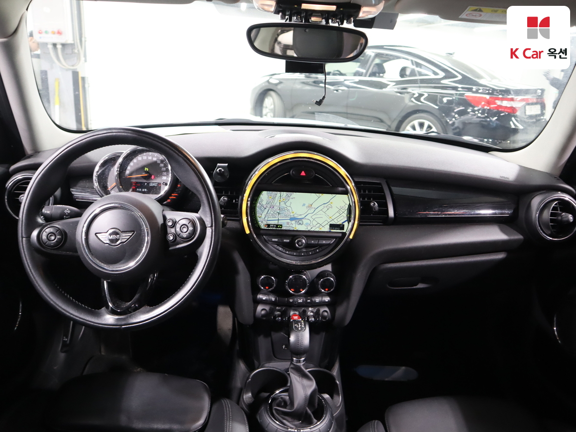 BMW MINI - 3