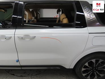 2023 - kia carnival