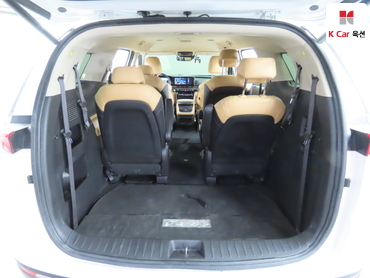 2023 - kia carnival