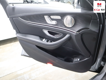 2022 - mercedes-benz e220d