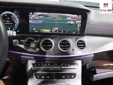 2022 - mercedes-benz e220d