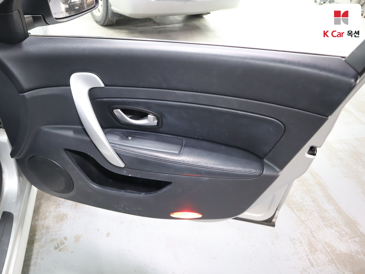 Renault Korea SM5 (New Model) 2012 - Image 29