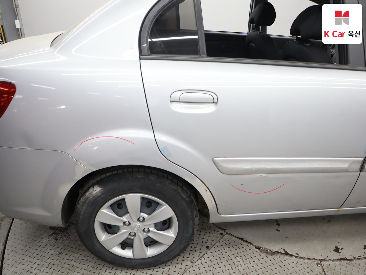 Kia Pride - 36