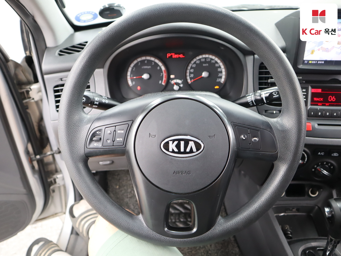 Kia Pride - 10