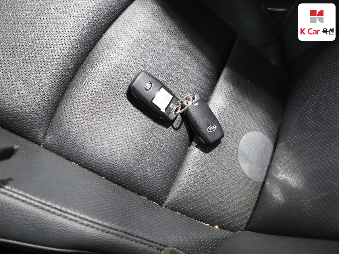 Kia K5 2015 - Image 17