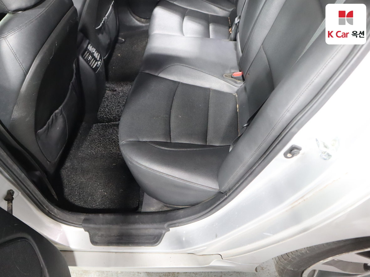 Kia K5 2015 - Image 23