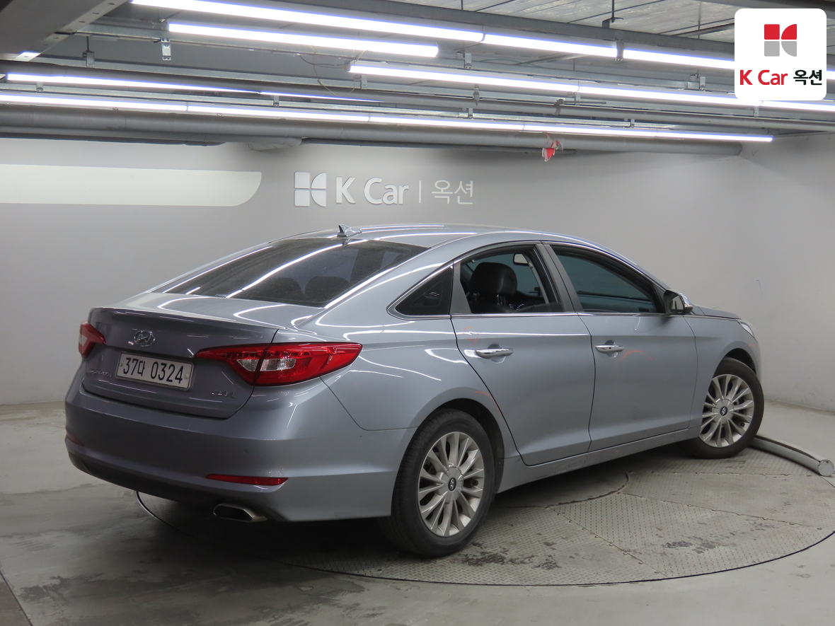 Hyundai Sonata 2016 - Image 2