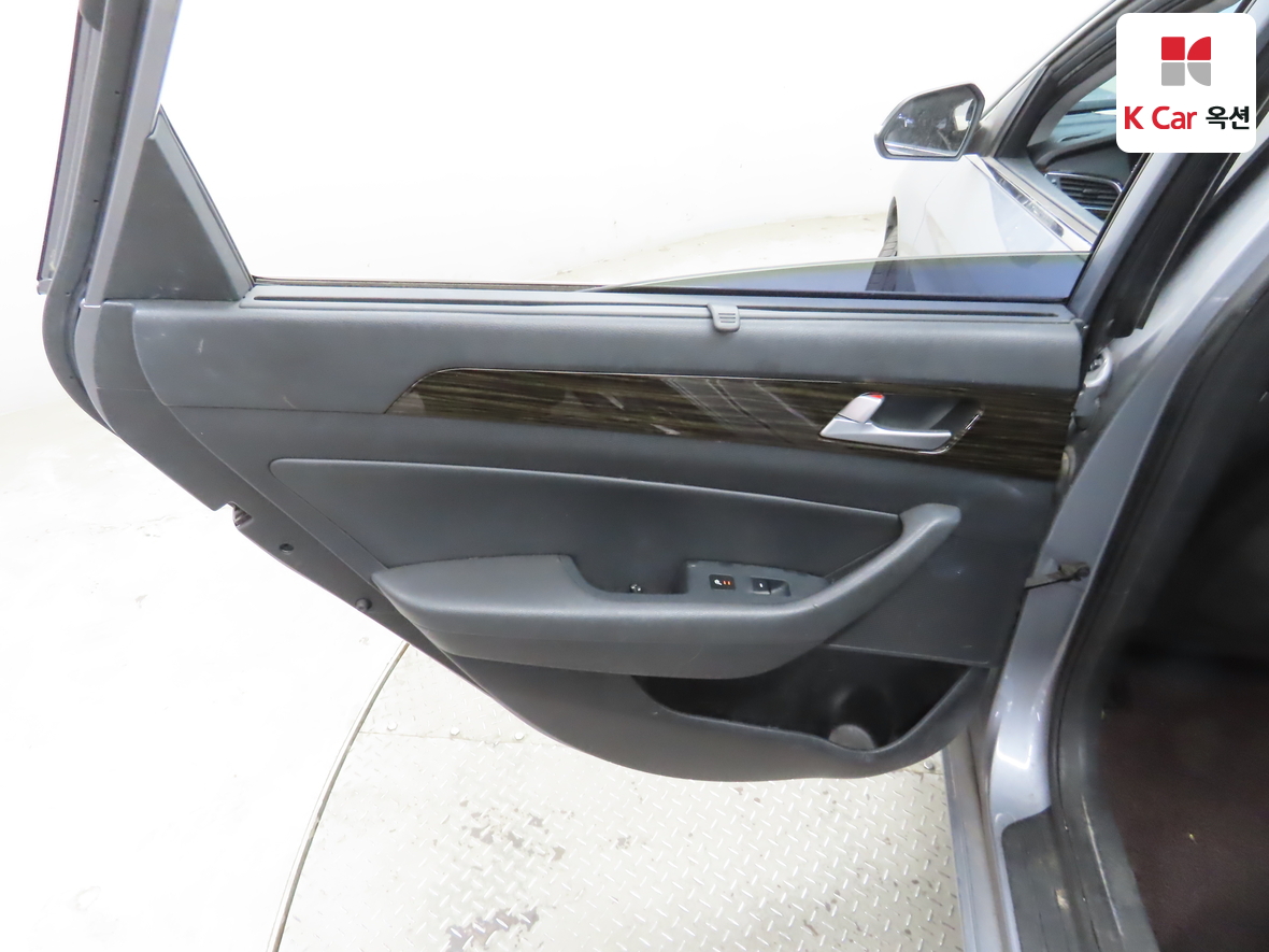 Hyundai Sonata 2016 - Image 22