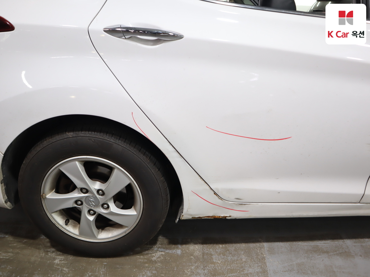 Hyundai Elantra 2014 - Image 37