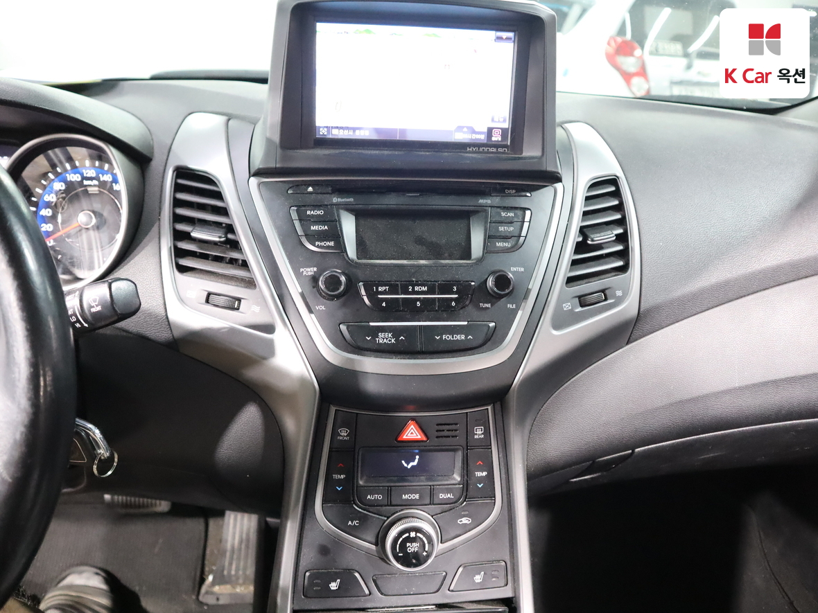Hyundai Elantra 2014 - Image 6