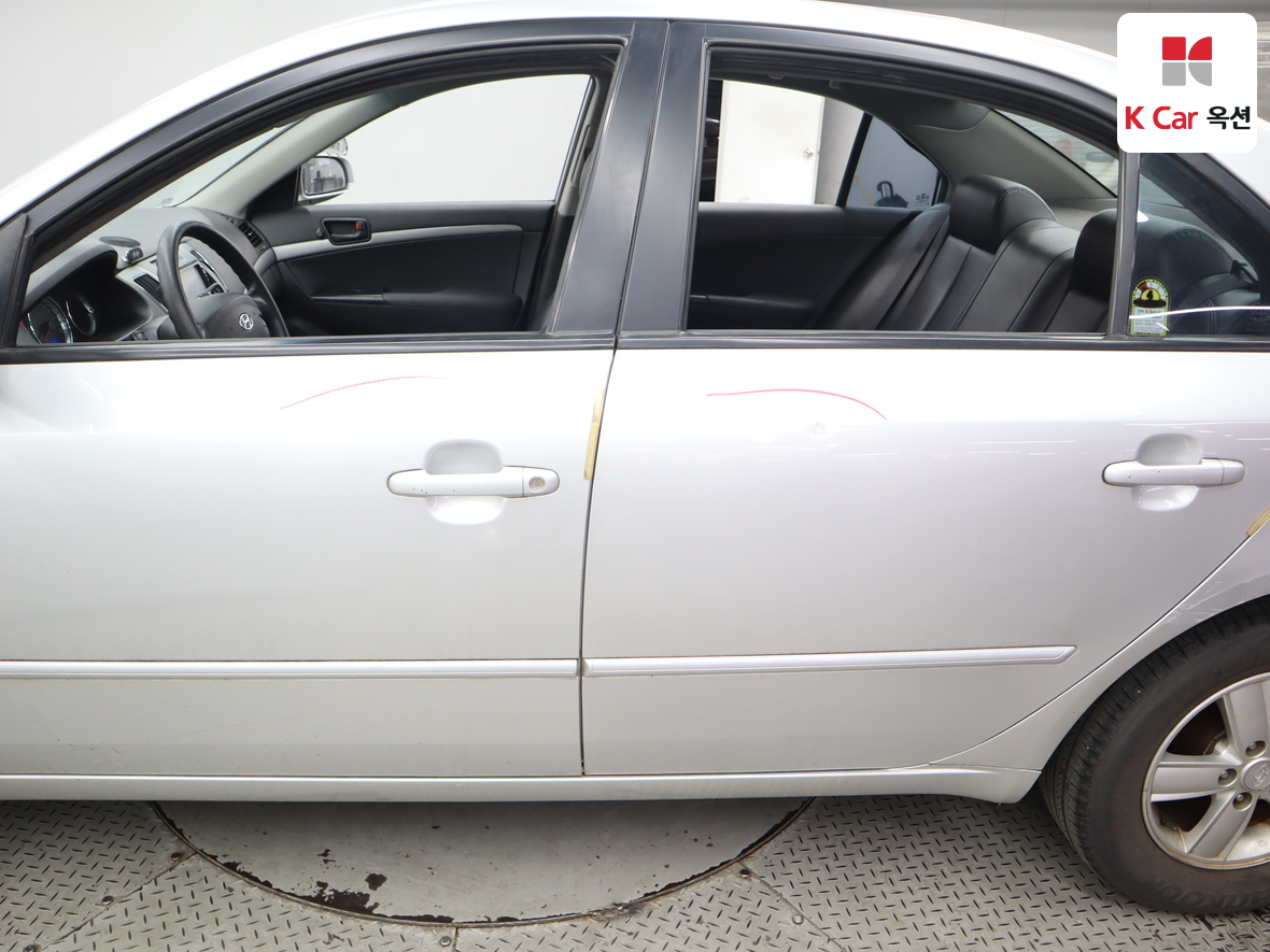 Hyundai Sonata - 38