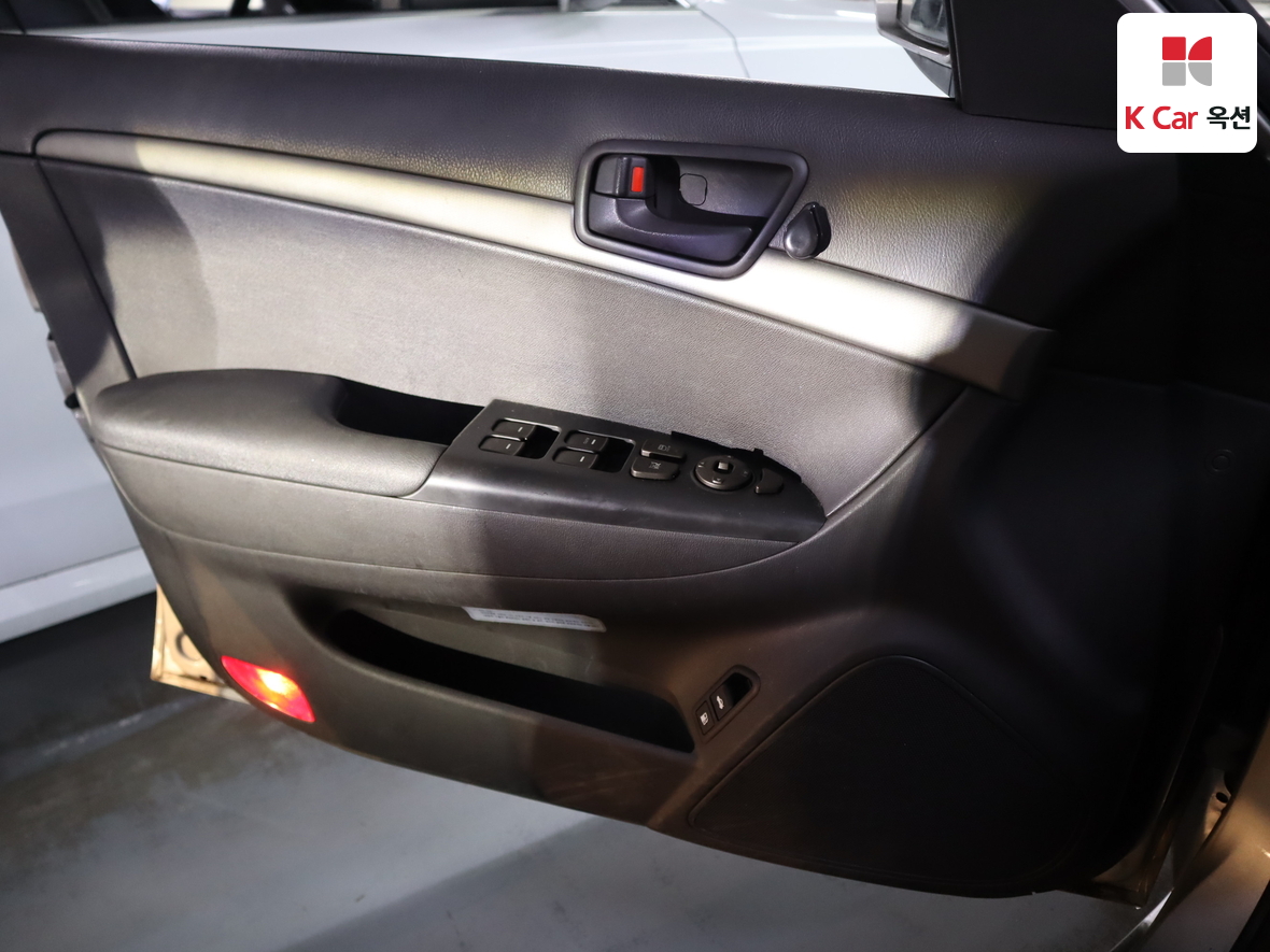 Hyundai Sonata - 8