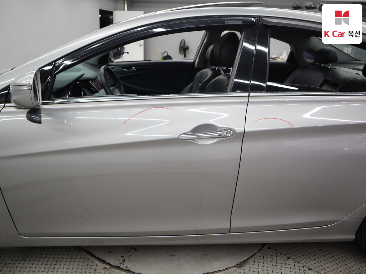 Hyundai Sonata 2012 - Image 38