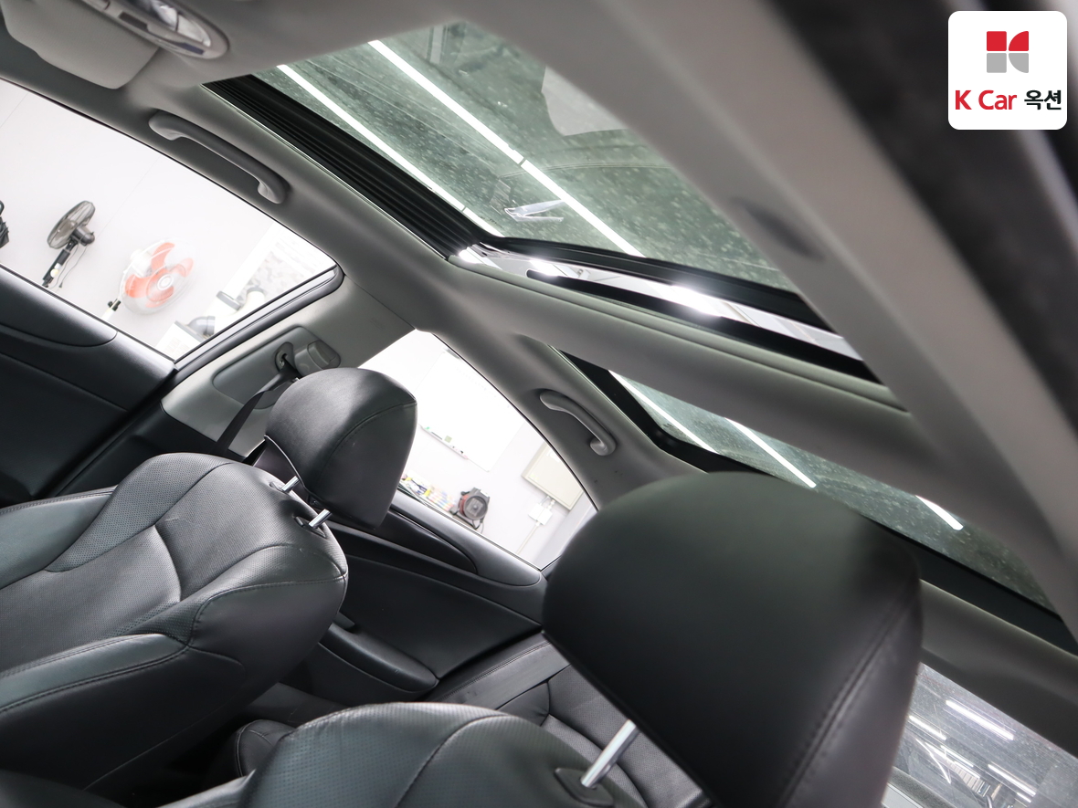Hyundai Sonata 2012 - Image 22