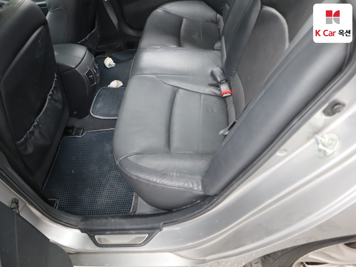 Hyundai Sonata 2012 - Image 25