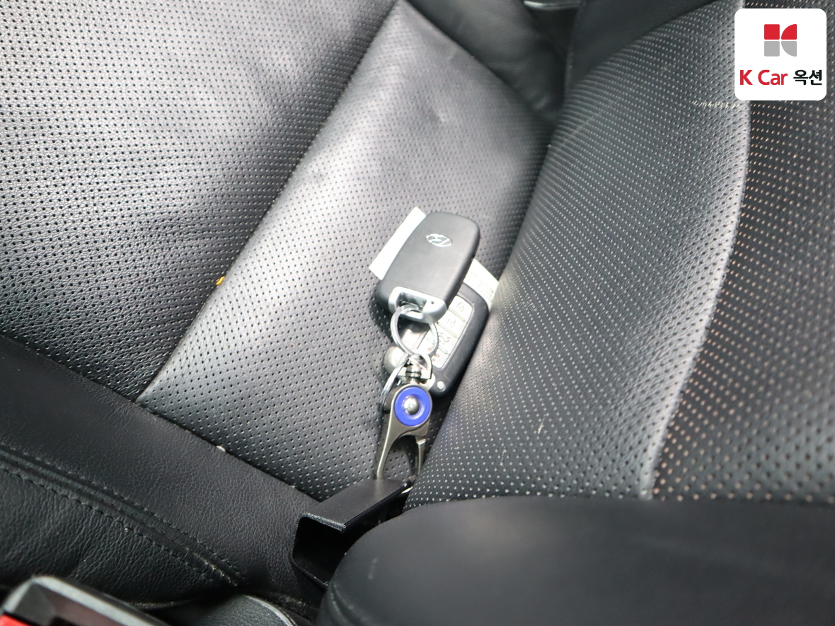 Hyundai Sonata 2012 - Image 17
