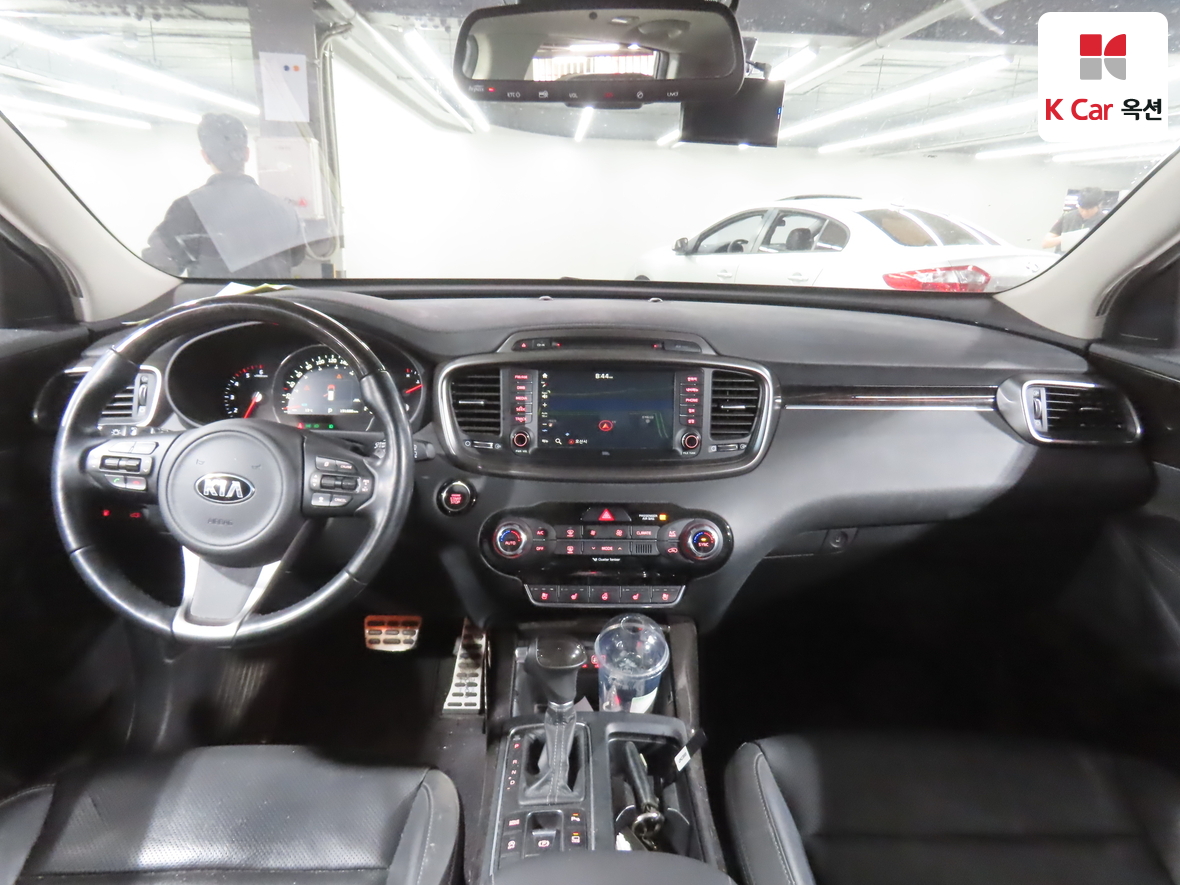 Kia Sorento - 3