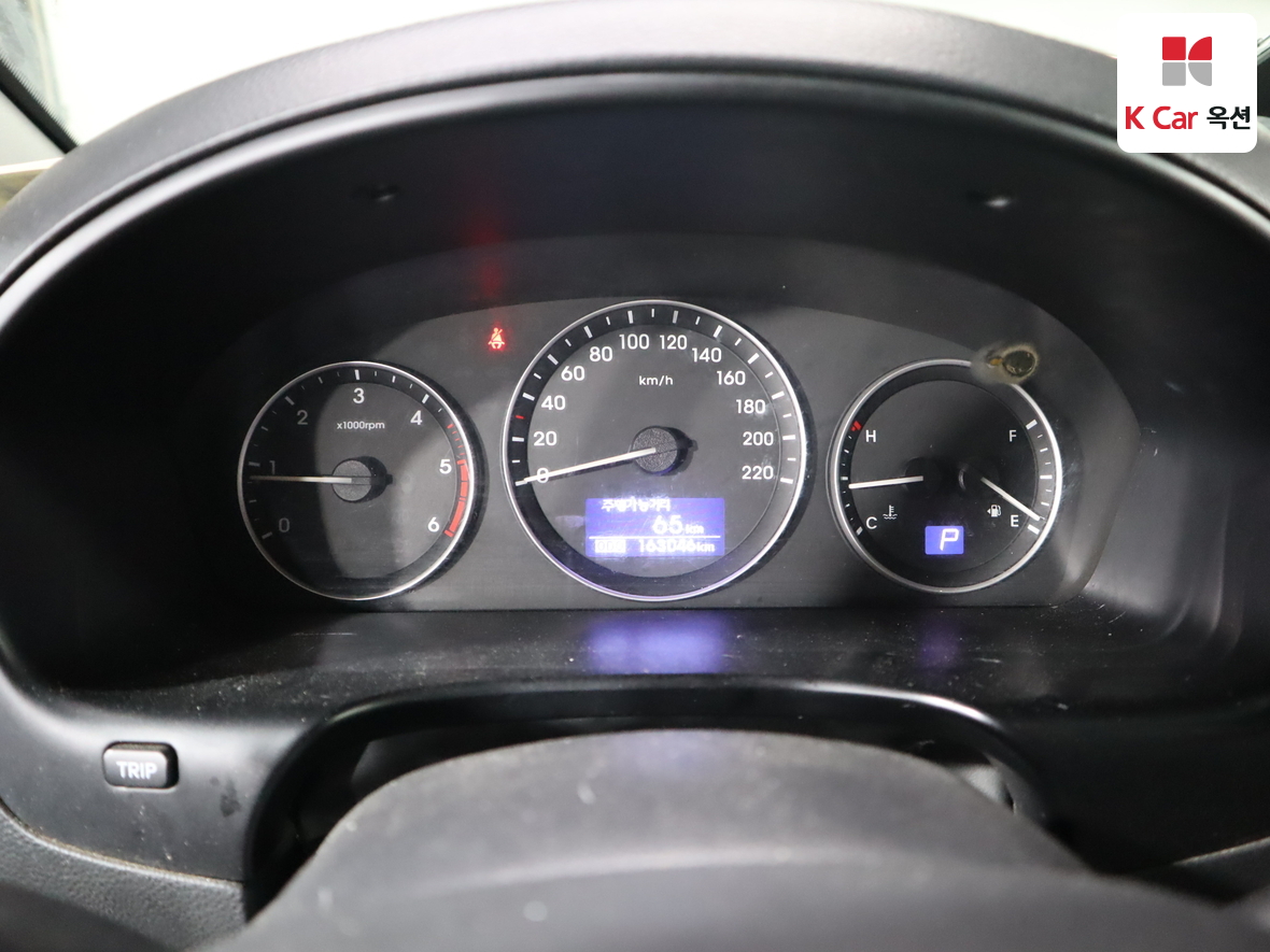 Hyundai Grand Starex - 5