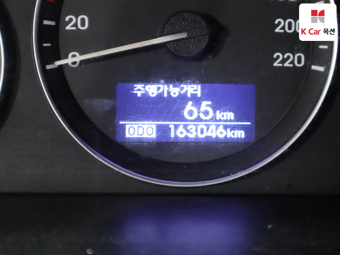 Hyundai Grand Starex - 4