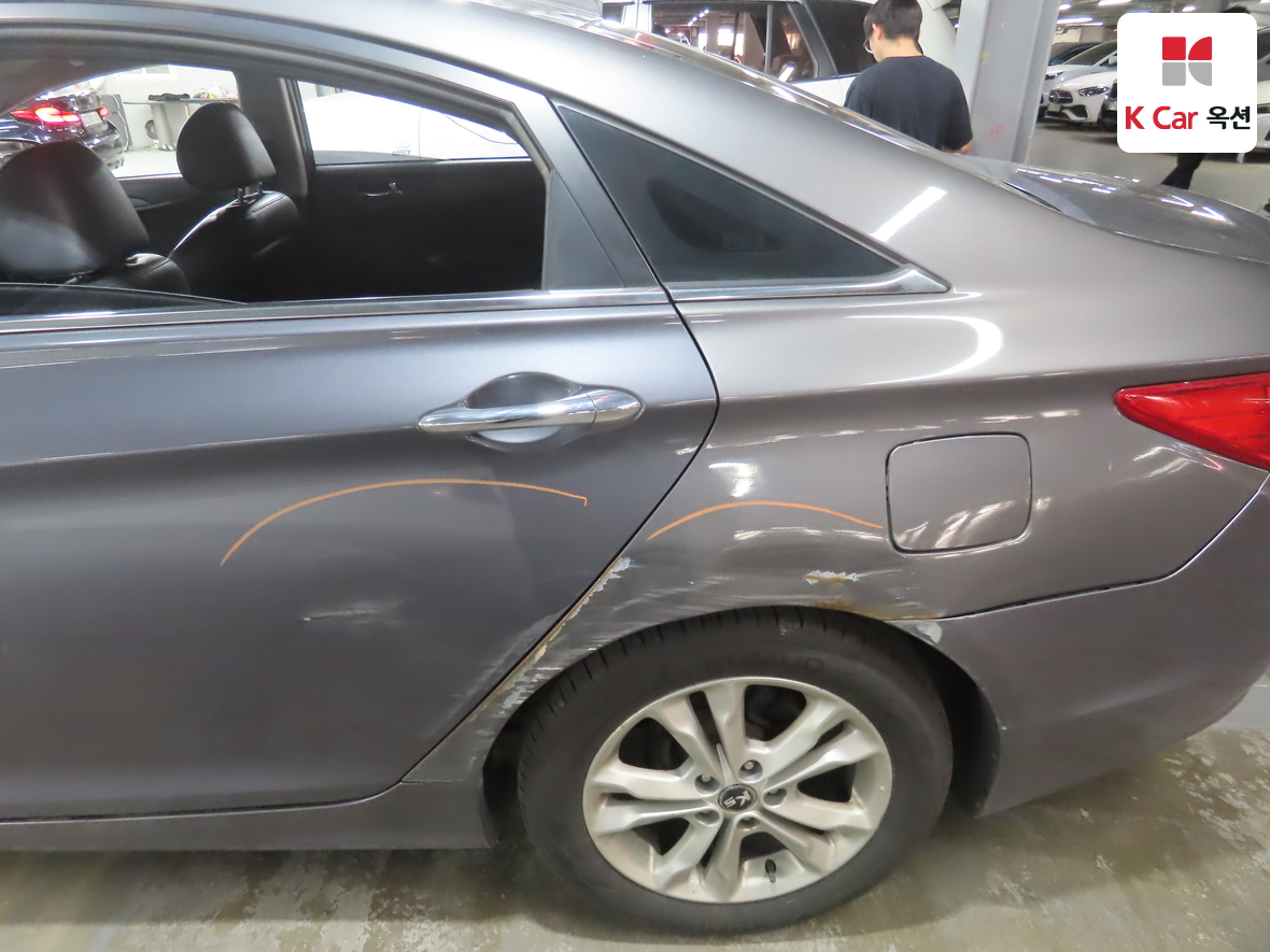 Hyundai Sonata - 38