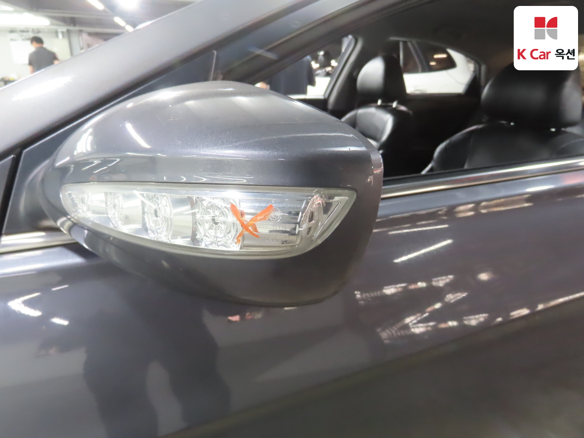 Hyundai Sonata - 36