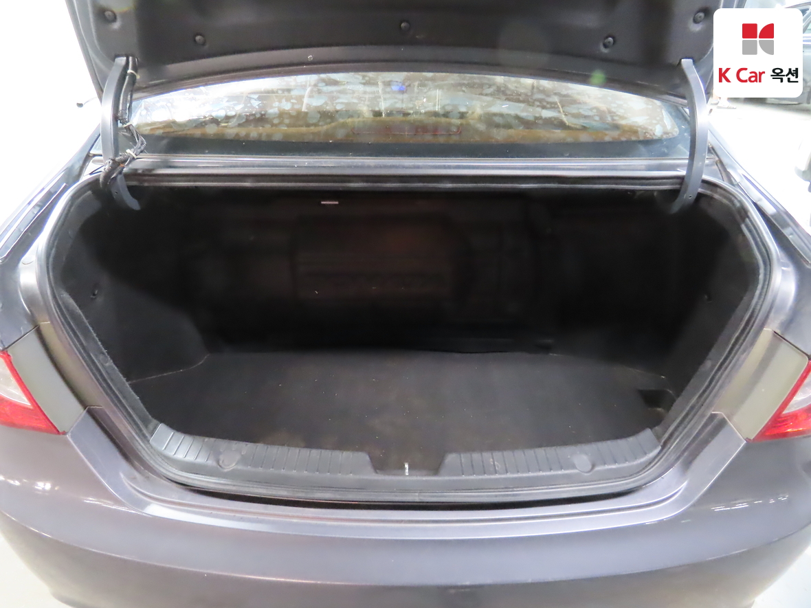 Hyundai Sonata - 25