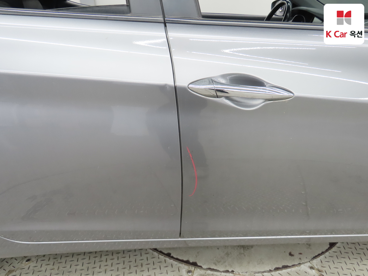 Hyundai Elantra - 39