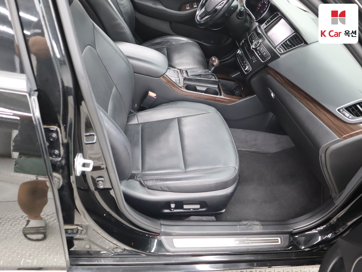 Kia K7 2015 - Image 29