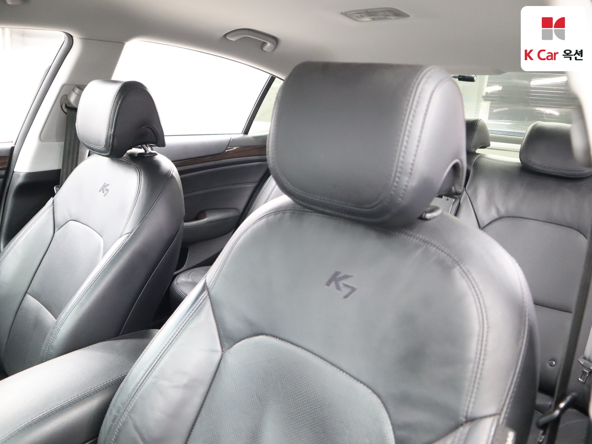Kia K7 2015 - Image 19