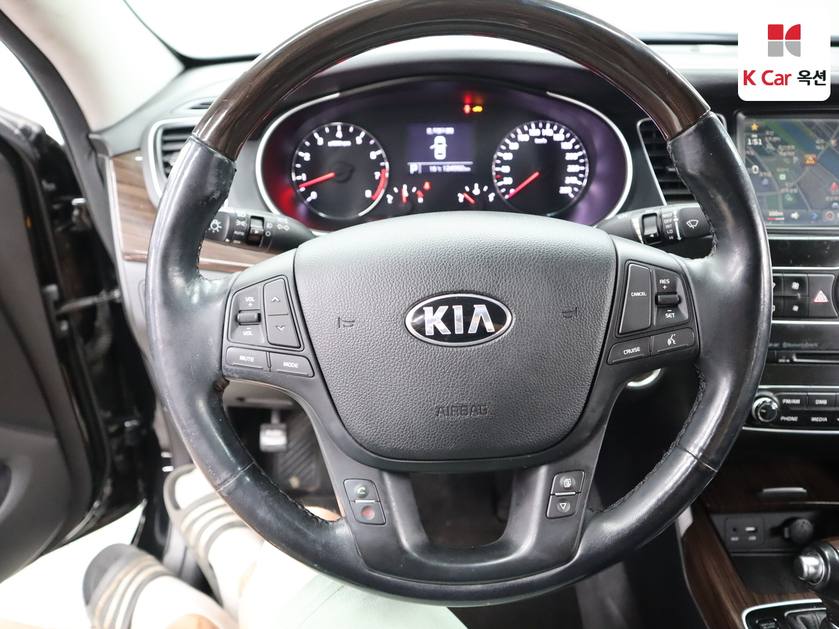 Kia K7 2015 - Image 10