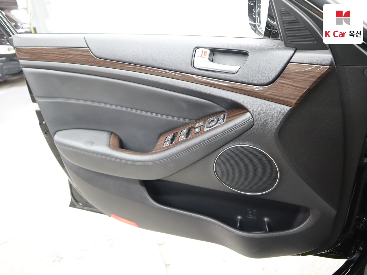 Kia K7 2015 - Image 8