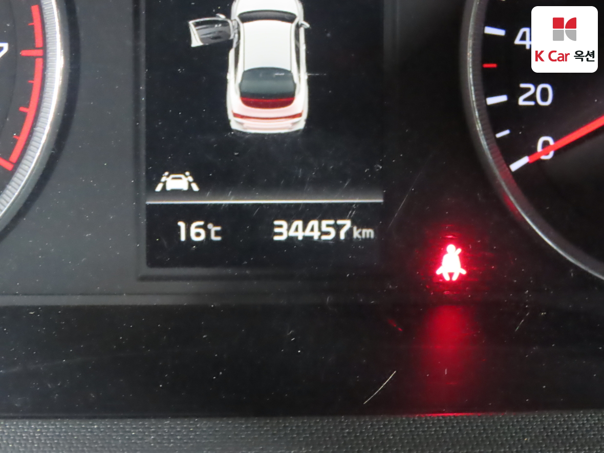 كيا K5 2023 - صورة 4