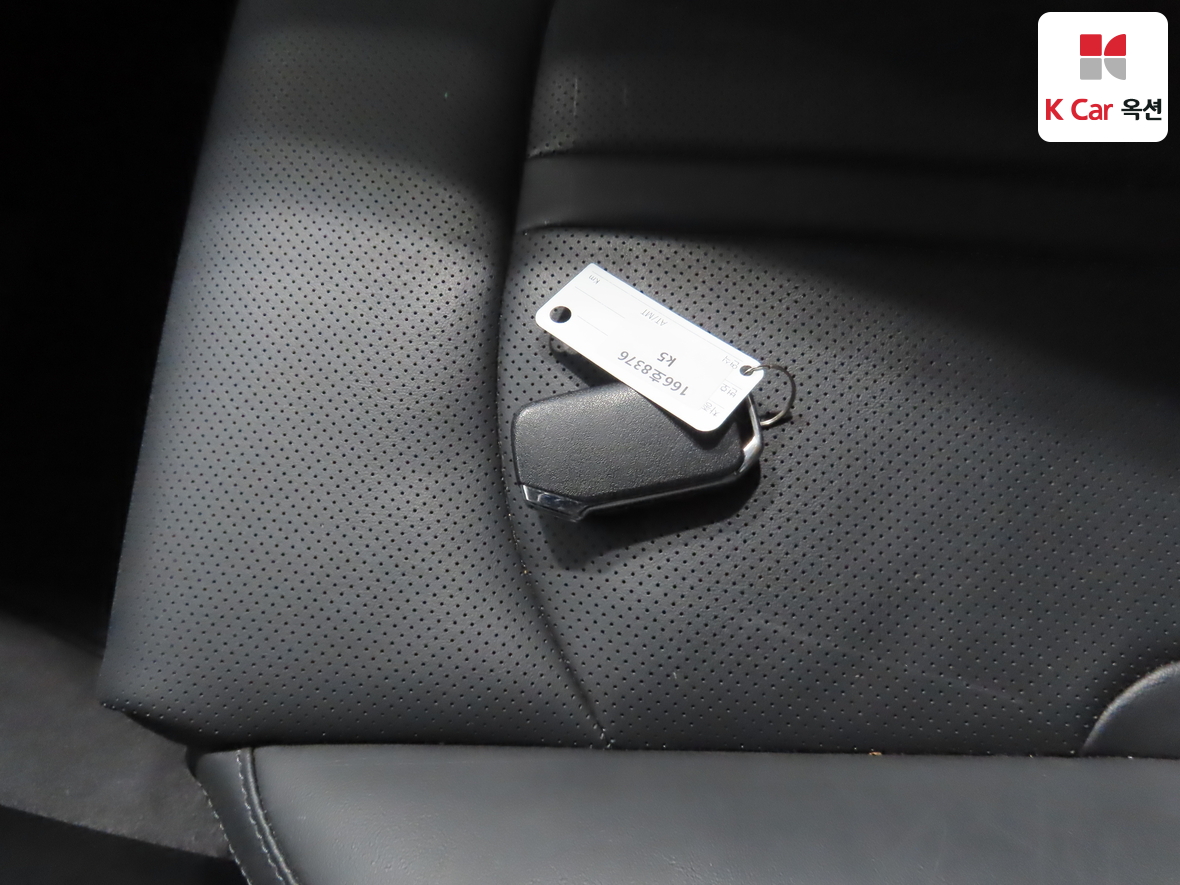 كيا K5 2023 - صورة 17