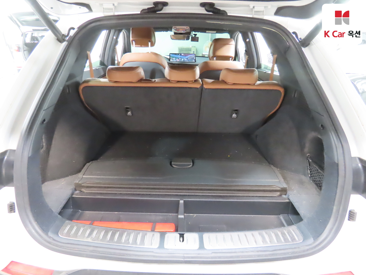 جينيسيس GV70 2023 - صورة 26