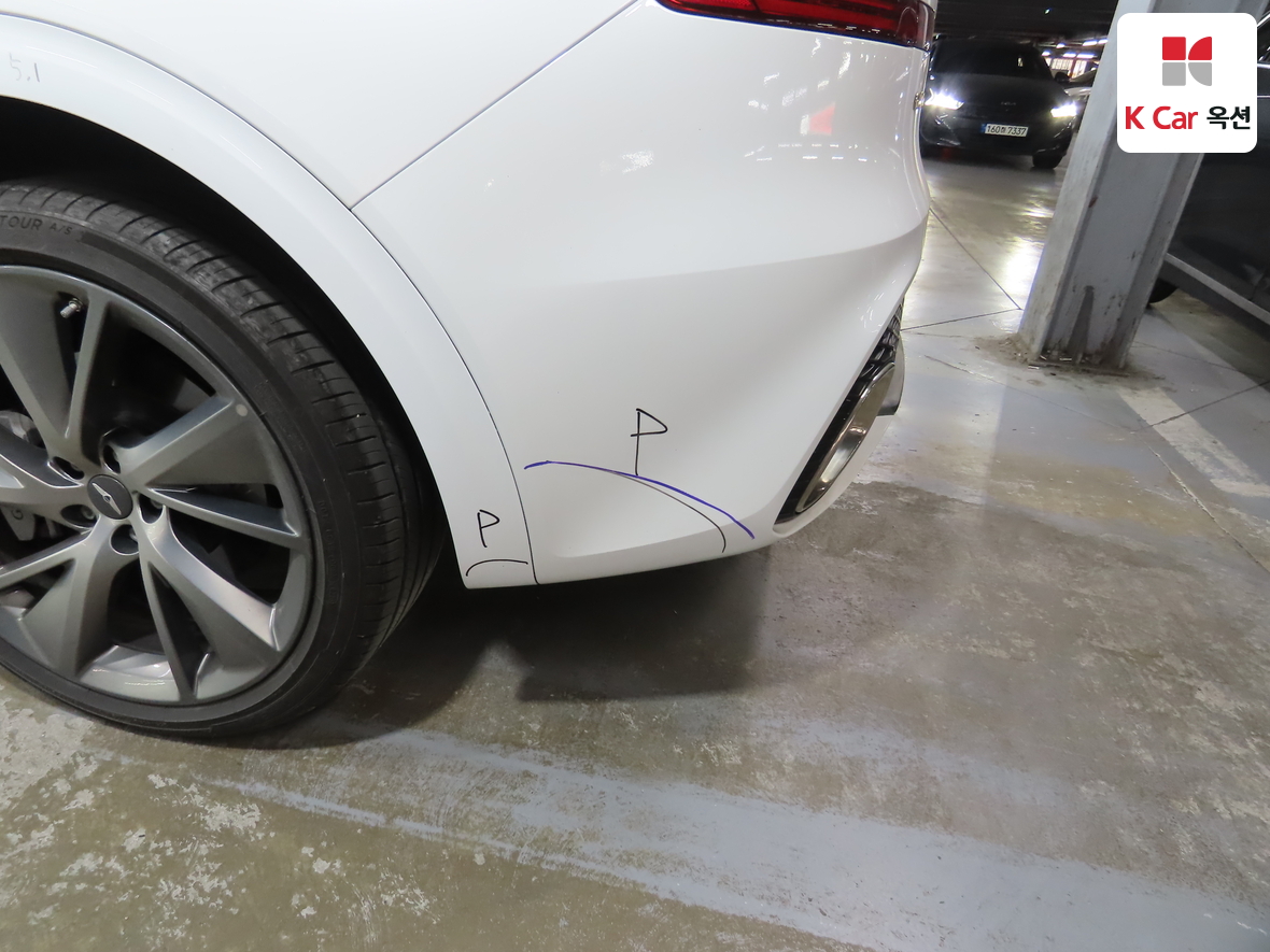 جينيسيس GV70 2023 - صورة 41