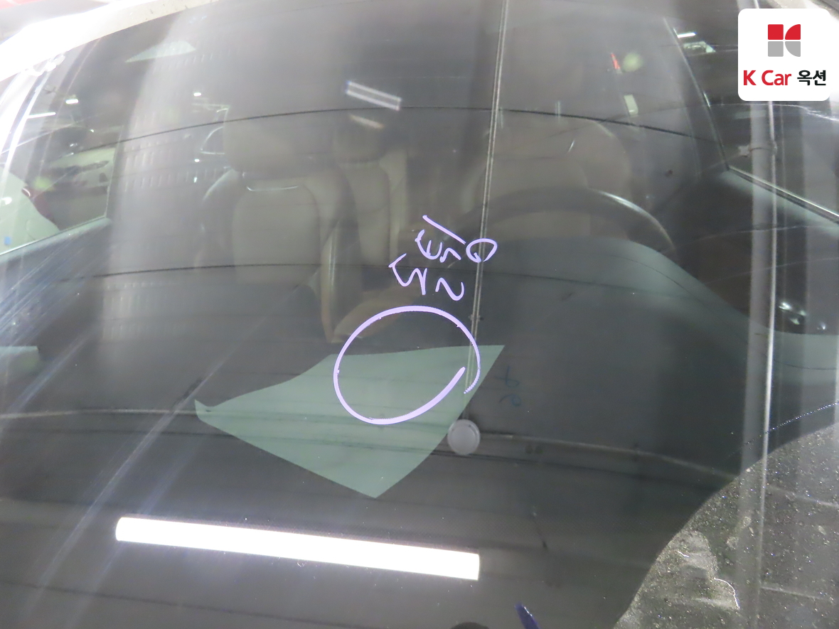 جينيسيس GV70 2023 - صورة 36