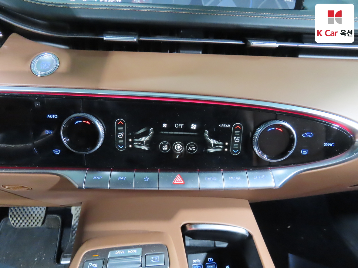 جينيسيس GV70 2023 - صورة 15