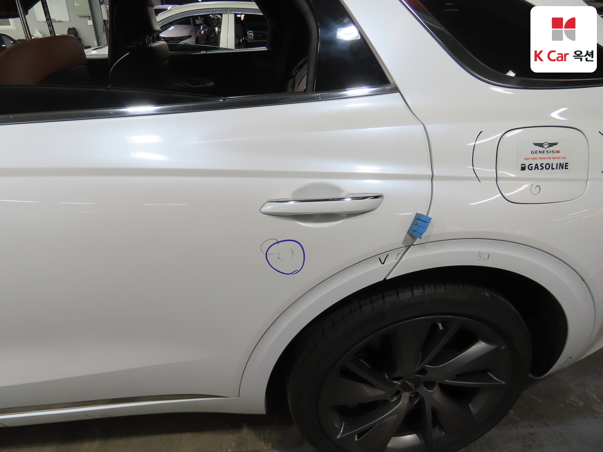 جينيسيس GV70 2023 - صورة 40