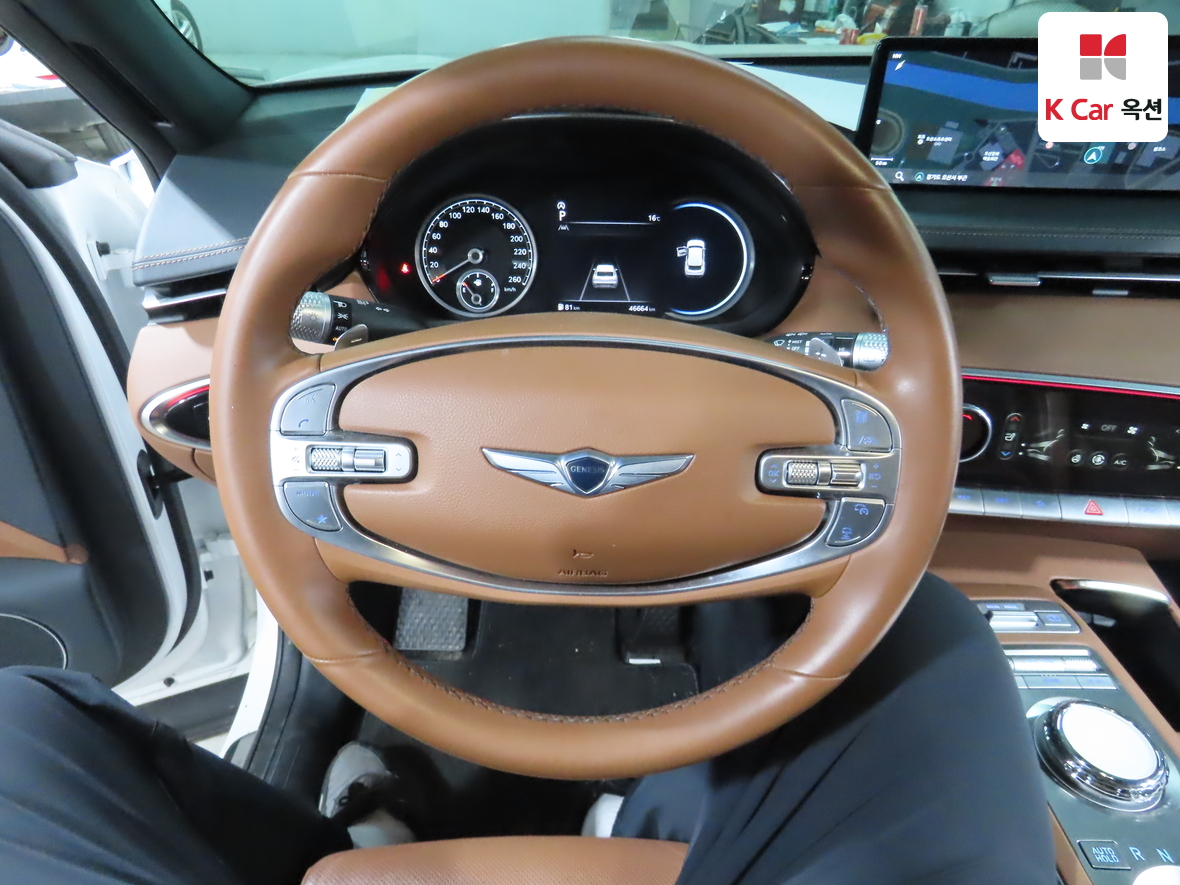 جينيسيس GV70 2023 - صورة 10