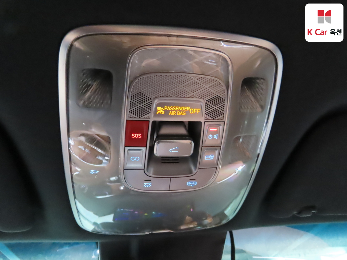 جينيسيس GV70 2023 - صورة 12