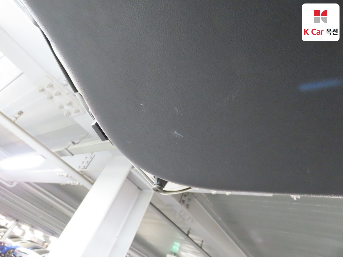 جينيسيس GV70 2023 - صورة 28