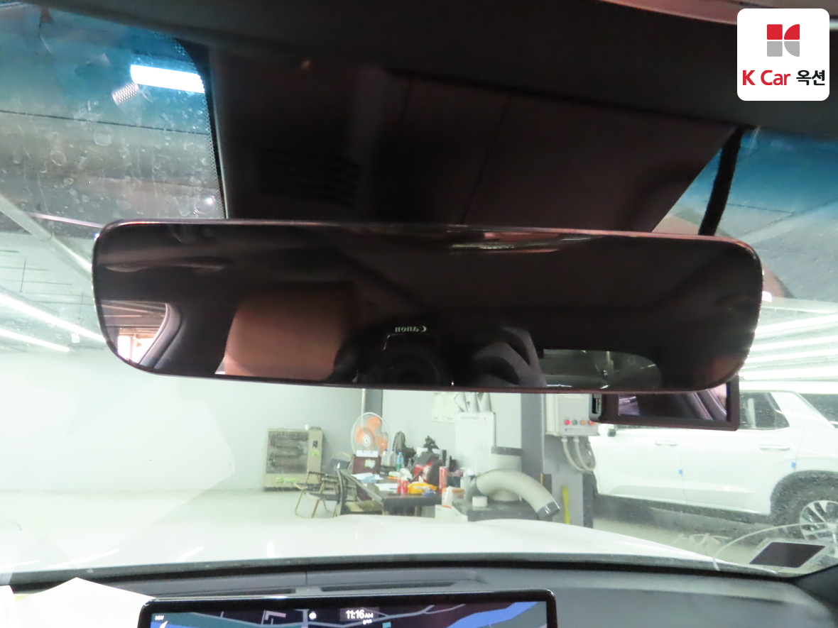 جينيسيس GV70 2023 - صورة 13