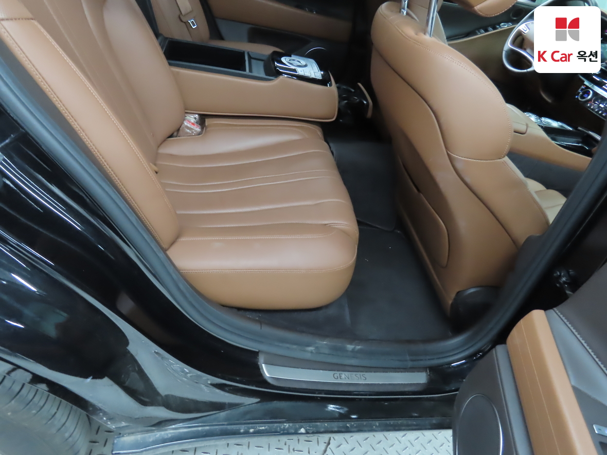 جينيسيس G80 2022 - صورة 29