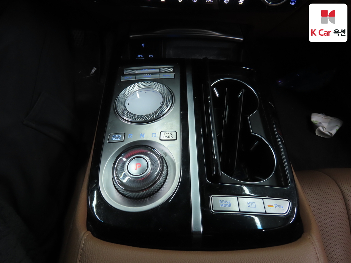 جينيسيس G80 2022 - صورة 16