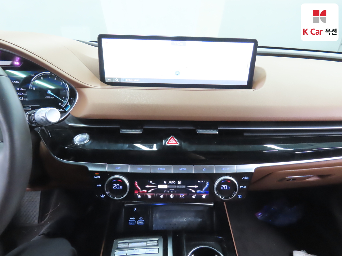 جينيسيس G80 2022 - صورة 6