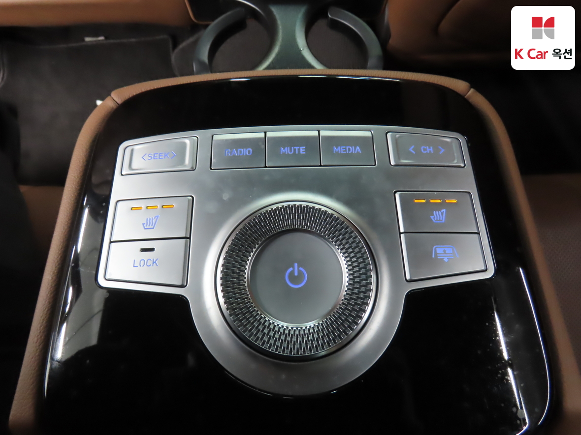 جينيسيس G80 2022 - صورة 24