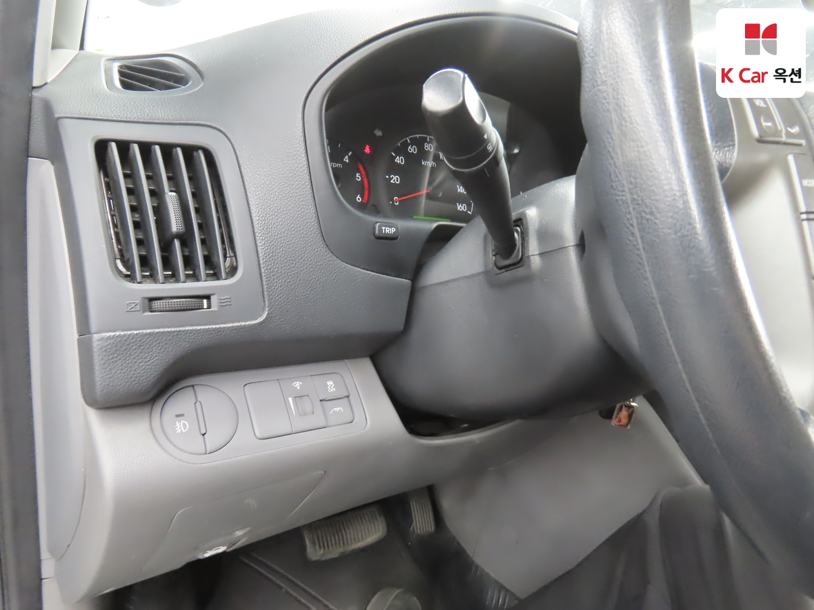 هيونداي جراند ستاريكس 2015 - صورة 9